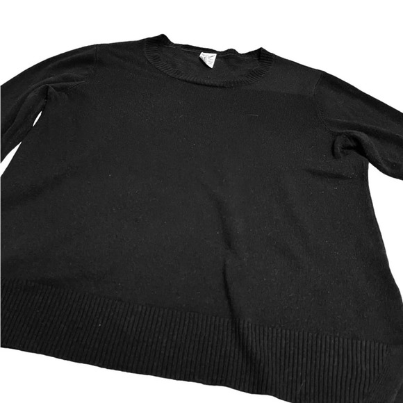 Faded Glory black soot  embroidered long bell sleeved sweater, size XL - Picture 1 of 4
